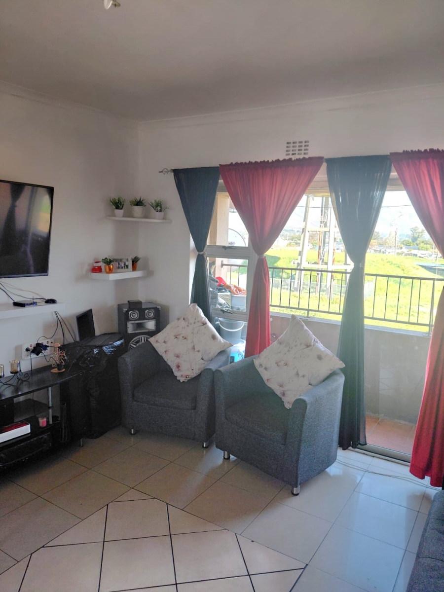 2 Bedroom Property for Sale in Paarl East Western Cape